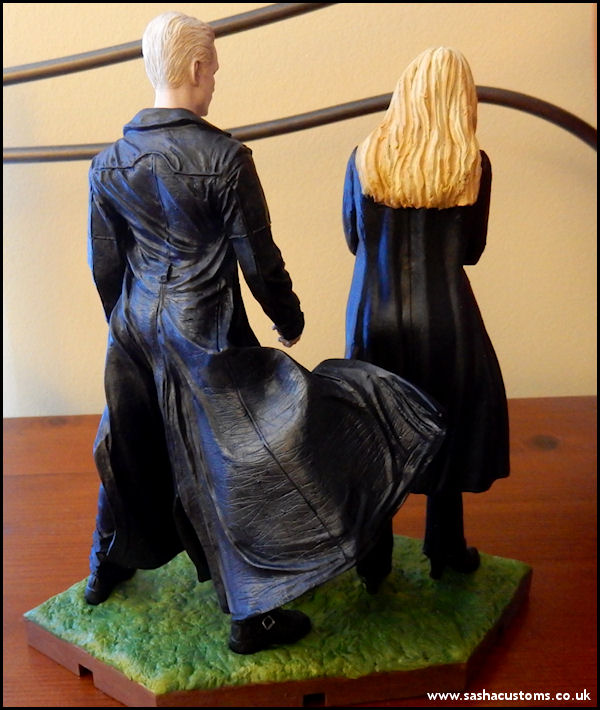 Bodyguard Spike and Buffy - Sasha's Custom Figures