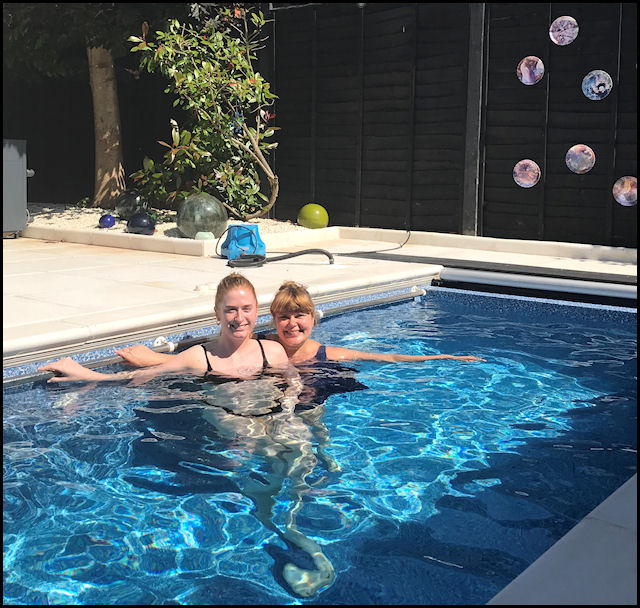 Pool Powell - Han and Sash