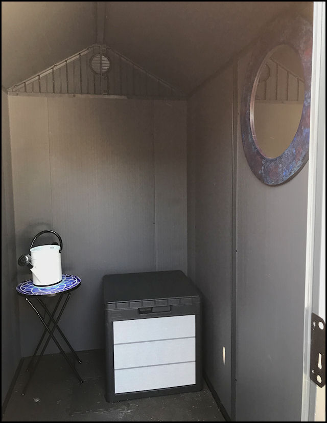 Pool Powell - Changing Room