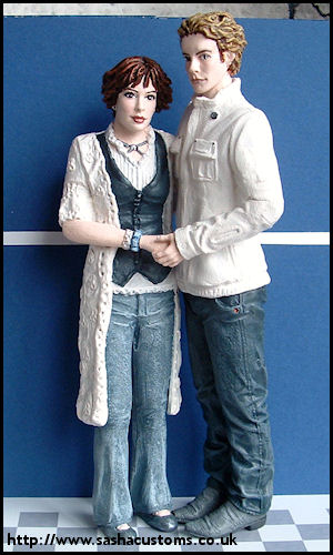 Alice and Jasper - Front View